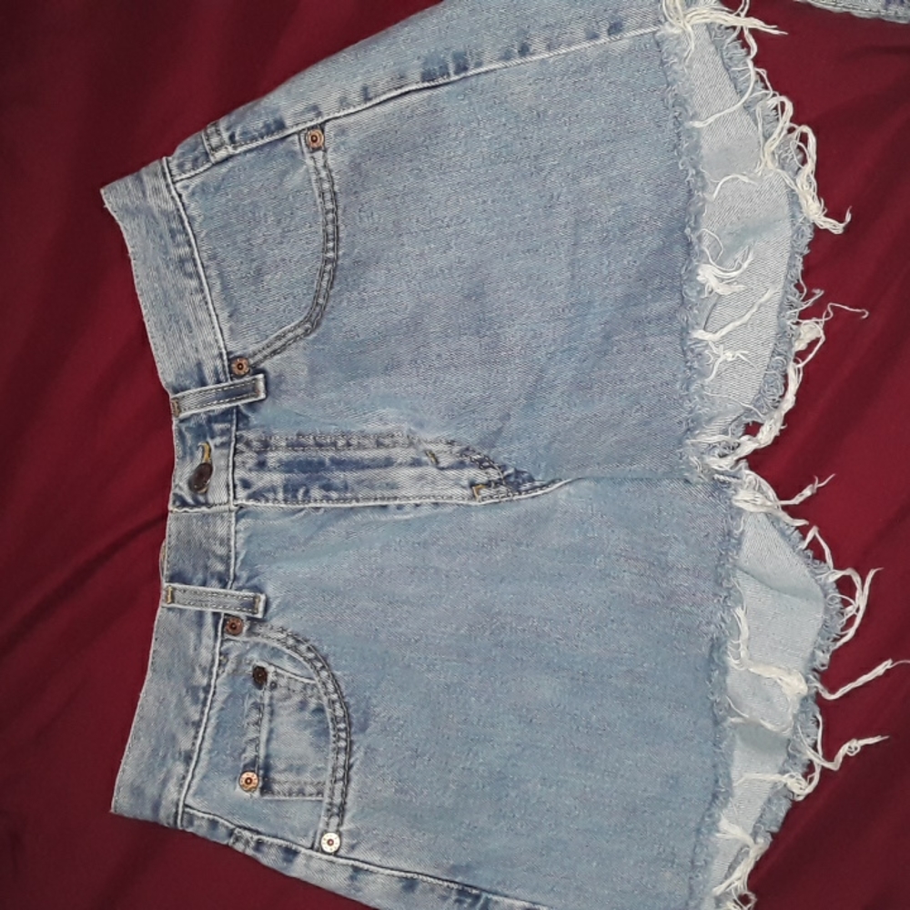 Levis CutOffs